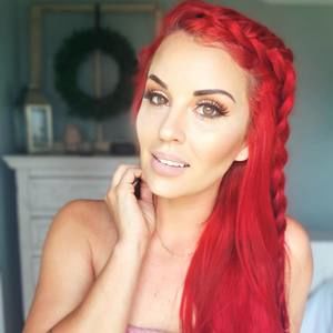 Meet your Posher, Jenie